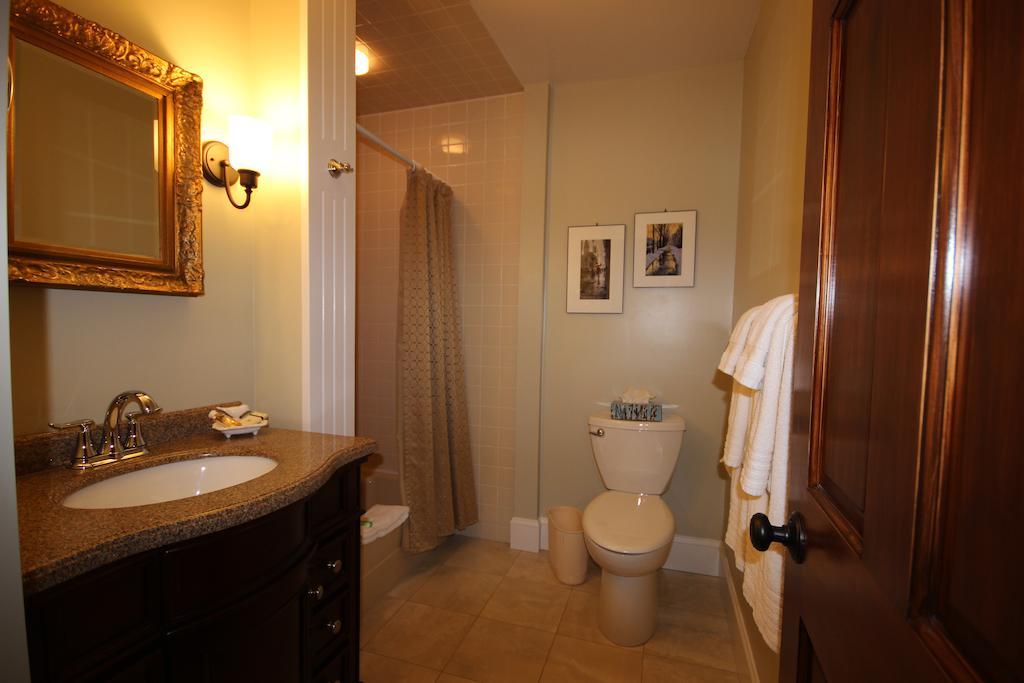 Bread And Roses Inn Annapolis Royal Habitación foto
