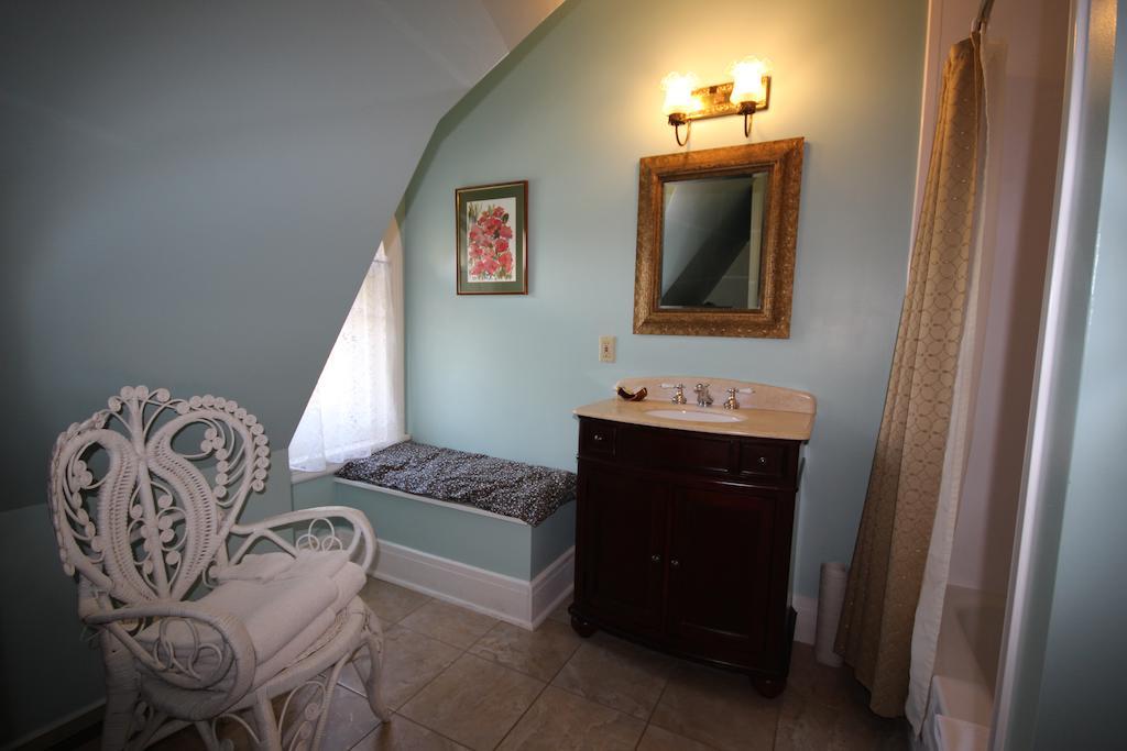 Bread And Roses Inn Annapolis Royal Habitación foto